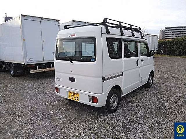 MITSUBISHI MINICAB