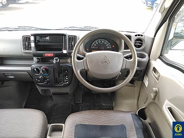 MITSUBISHI MINICAB