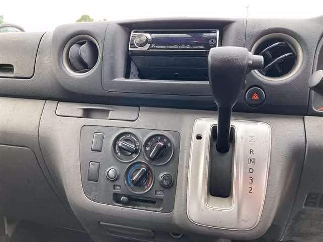NISSAN NV350 CARAVAN