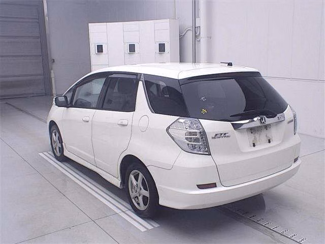HONDA FIT SHUTTLE
