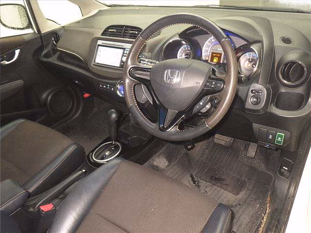 HONDA FIT SHUTTLE