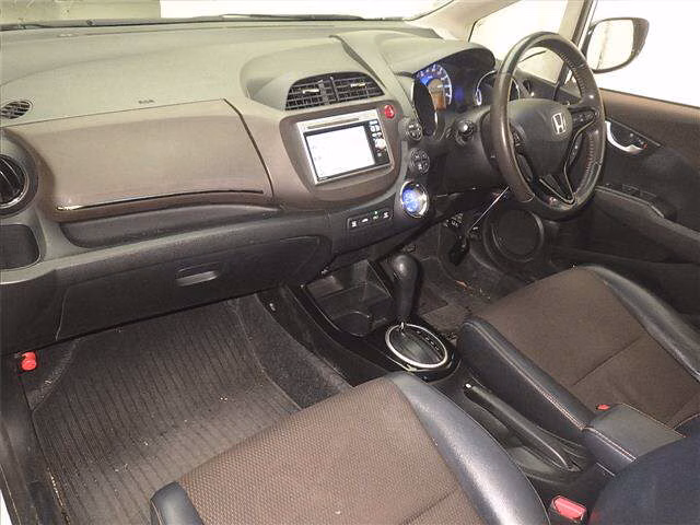 HONDA FIT SHUTTLE