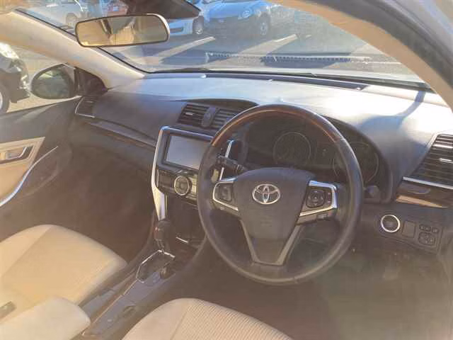 TOYOTA PREMIO