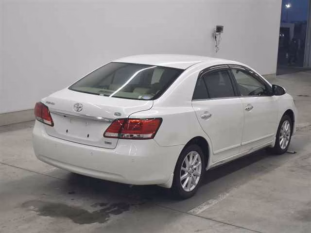 TOYOTA PREMIO