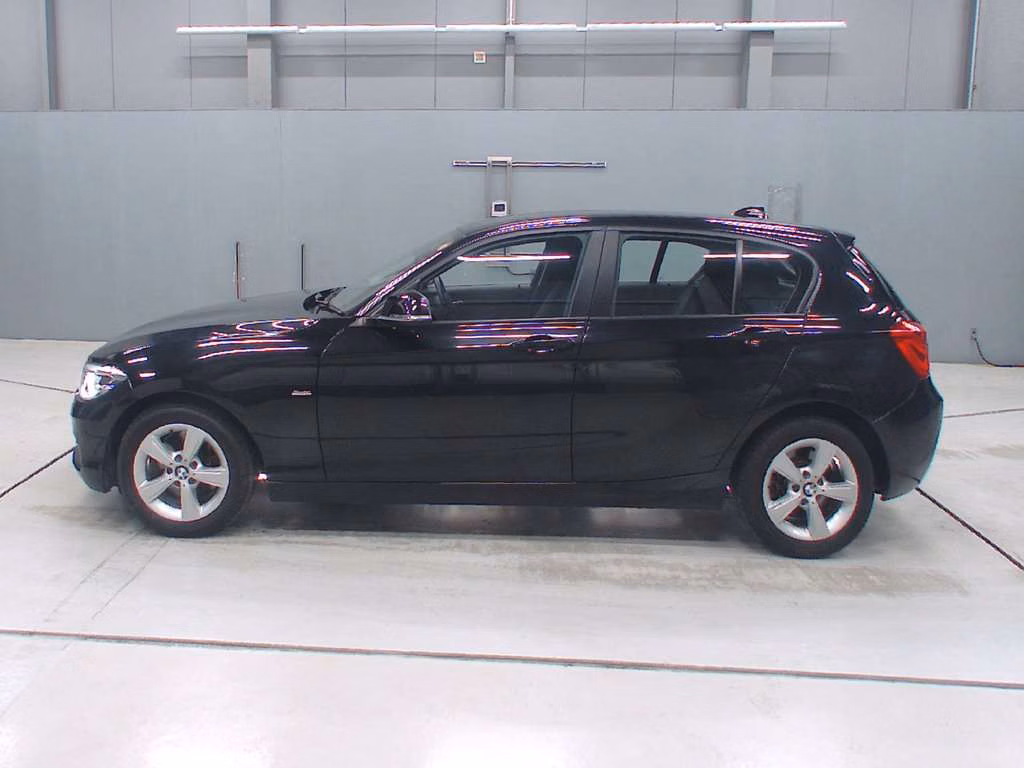 BMW 1-SERIES