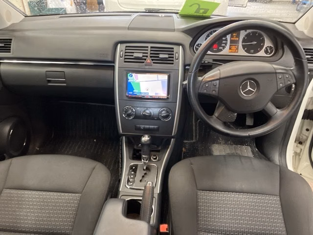 MERCEDES-BENZ B-CLASS