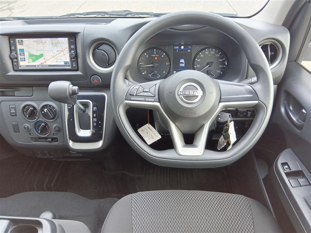 NISSAN CARAVAN
