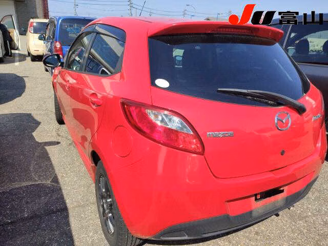 MAZDA DEMIO