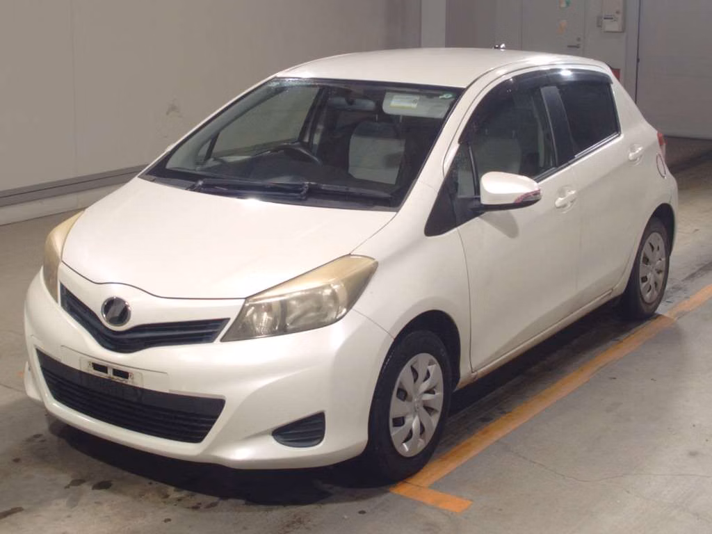 TOYOTA VITZ