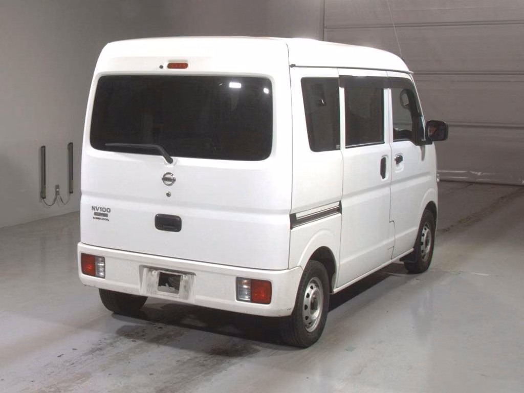 NISSAN NV100 CLIPPER