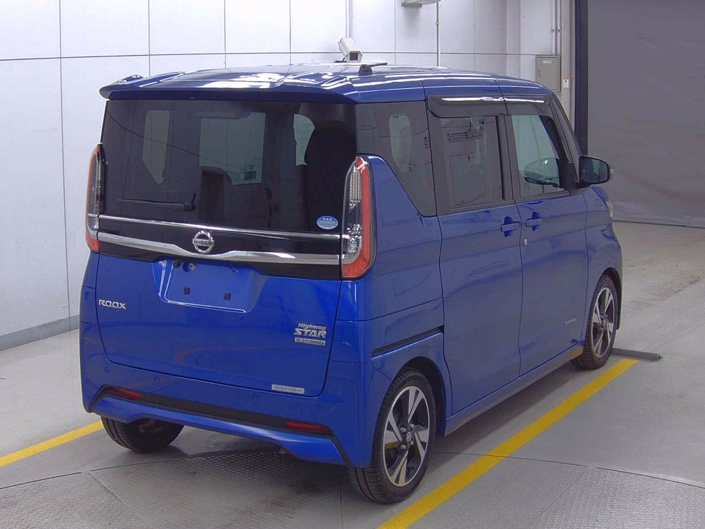 NISSAN ROOX