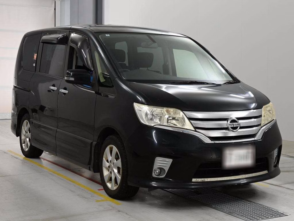 NISSAN SERENA