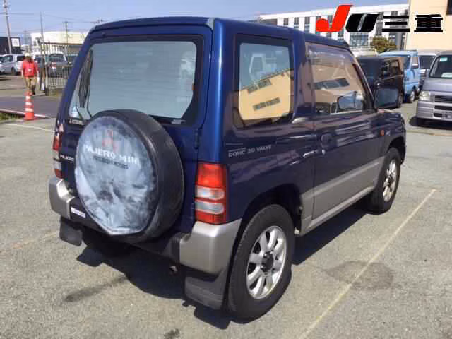 MITSUBISHI PAJERO MINI