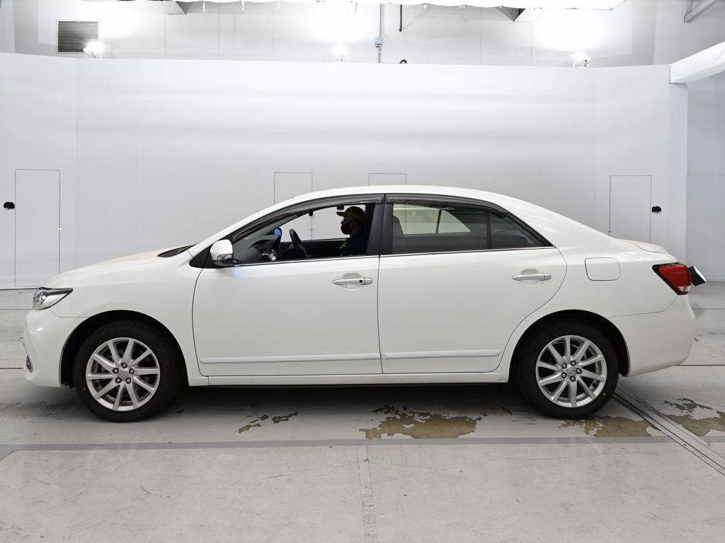 TOYOTA PREMIO