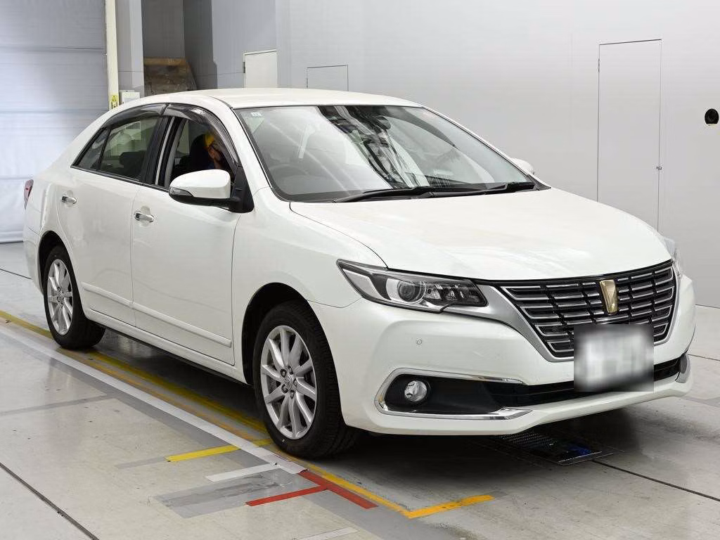 TOYOTA PREMIO