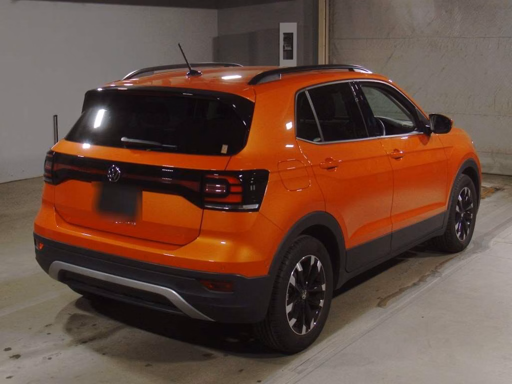 VOLKSWAGEN T-CROSS