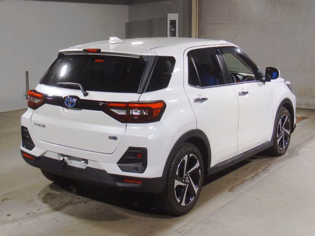 TOYOTA RAIZE