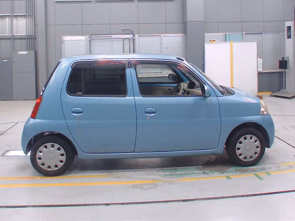 DAIHATSU ESSE