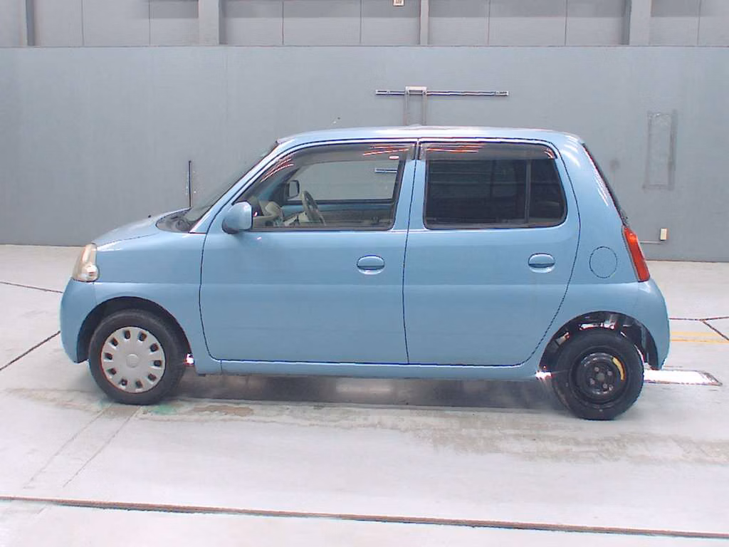 DAIHATSU ESSE