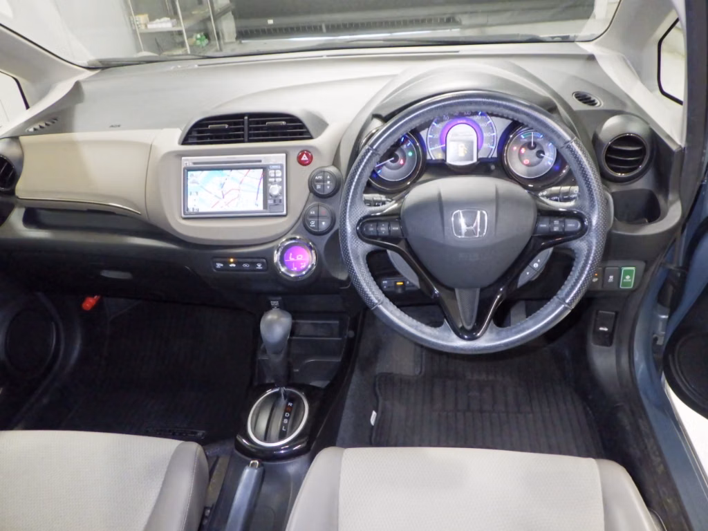 HONDA FIT SHUTTLE