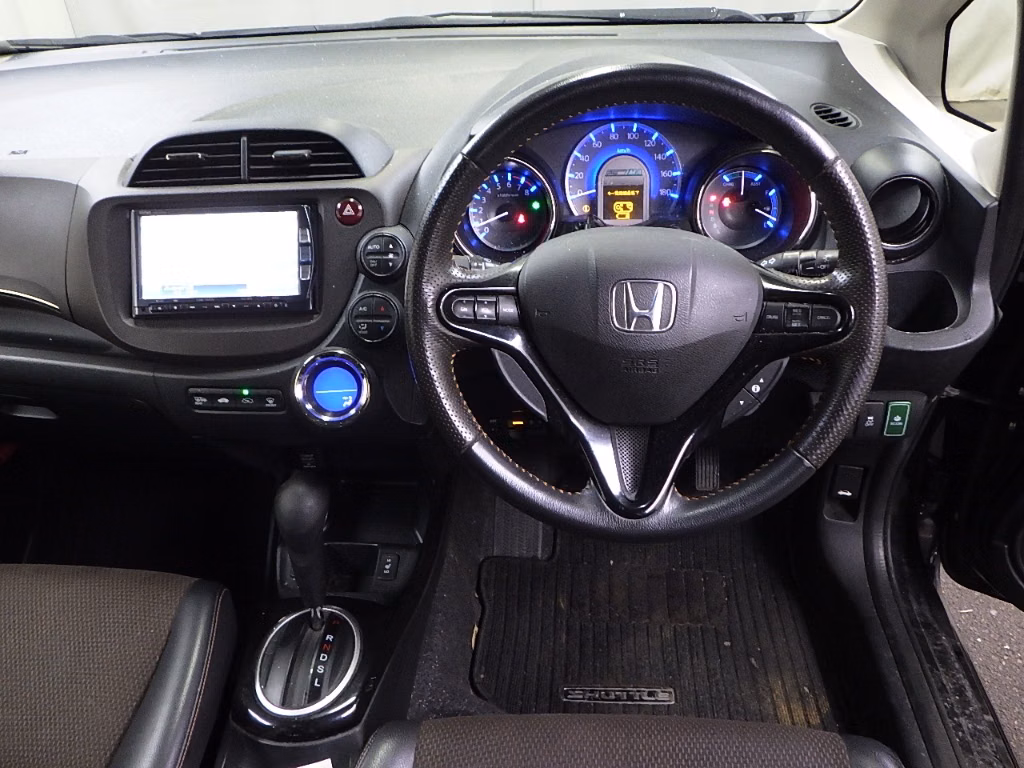 HONDA FIT SHUTTLE