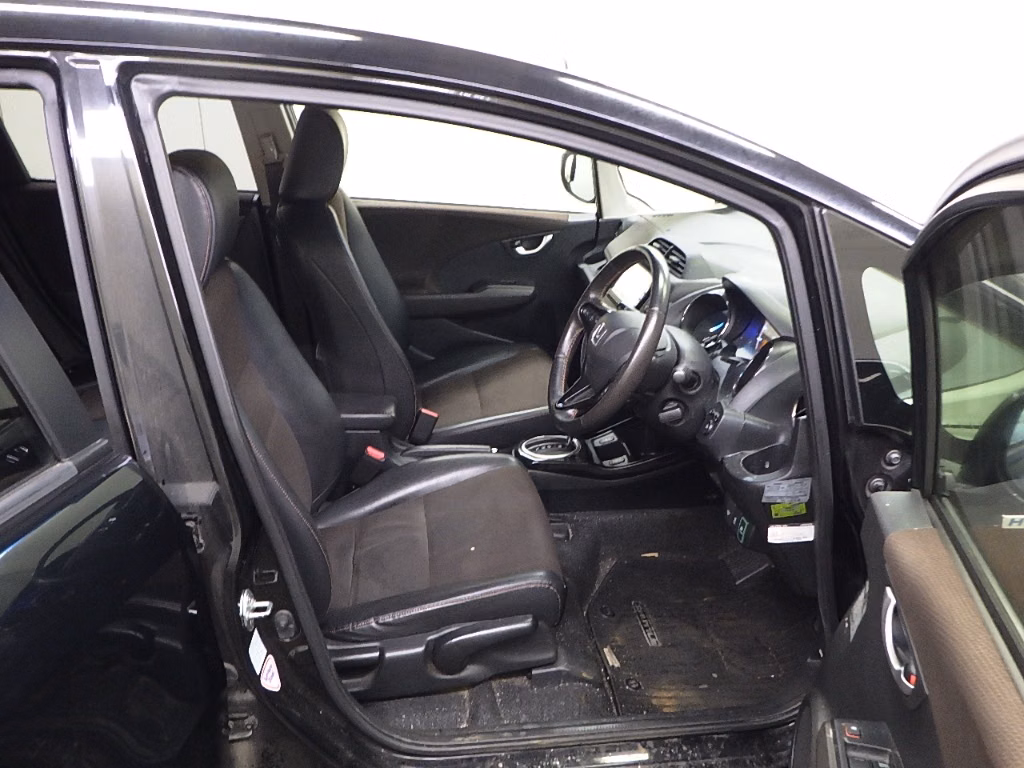 HONDA FIT SHUTTLE