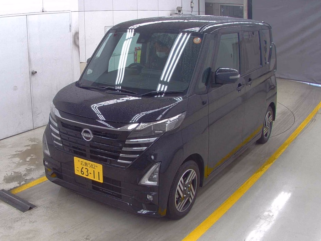 NISSAN ROOX