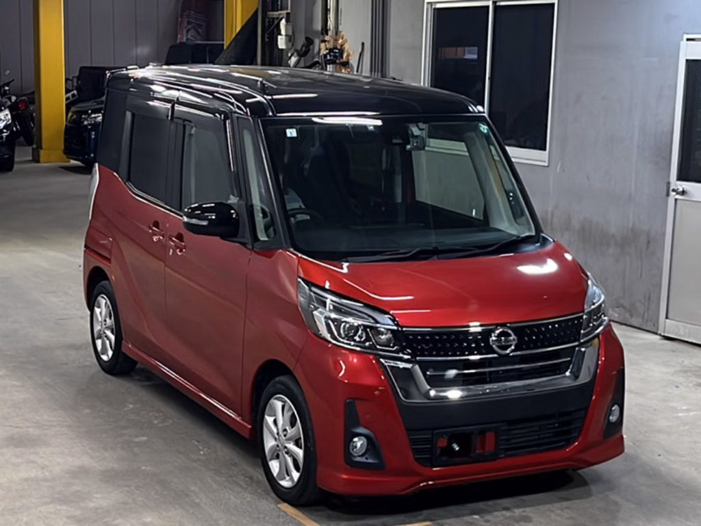 NISSAN DAYZ ROOX
