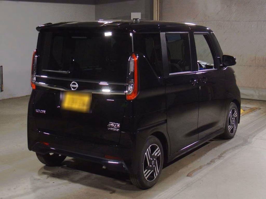 NISSAN ROOX