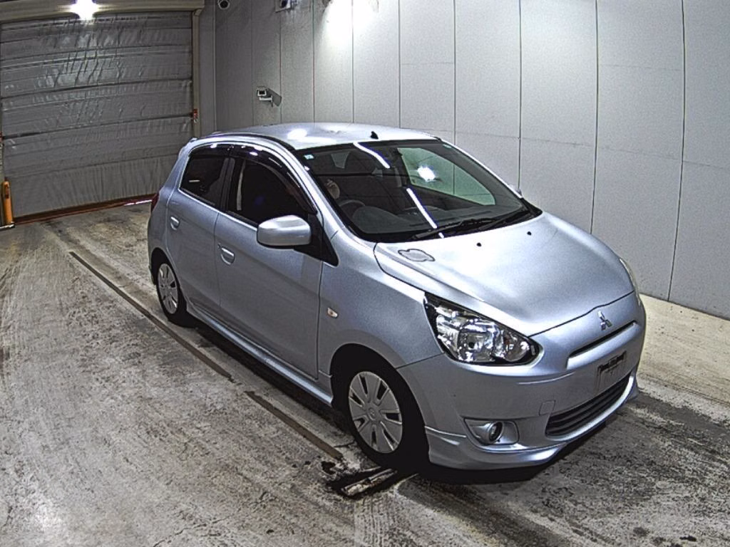 MITSUBISHI MIRAGE