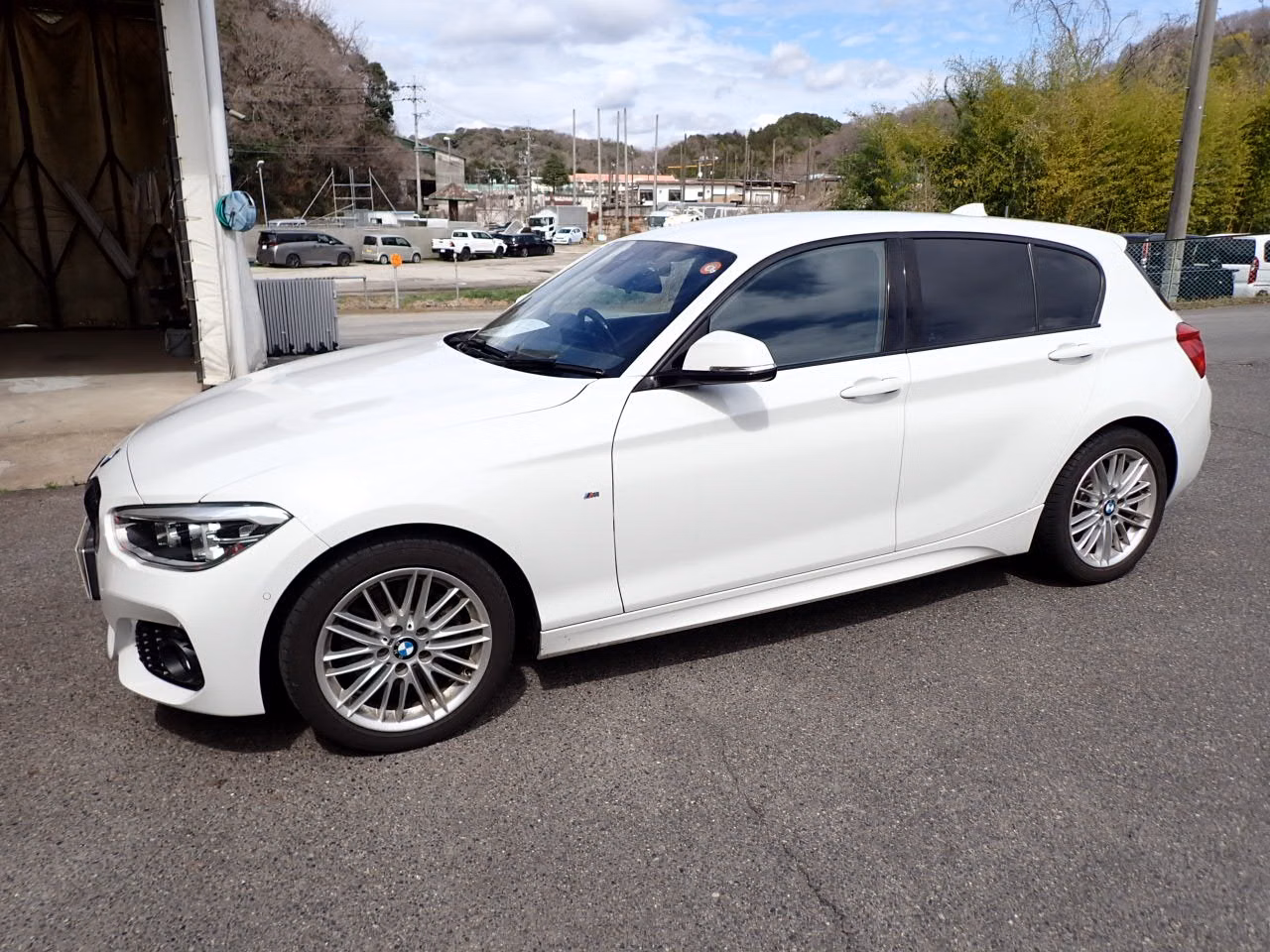 BMW 1-SERIES