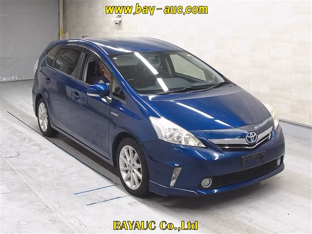 TOYOTA PRIUS ALPHA