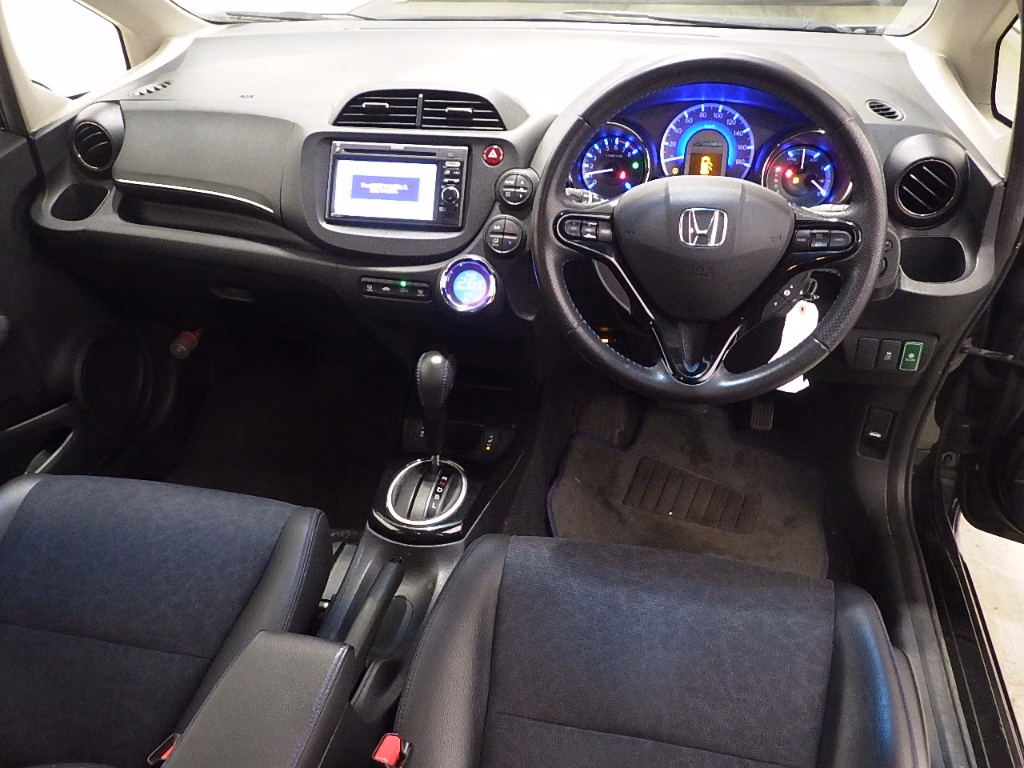 HONDA FIT SHUTTLE