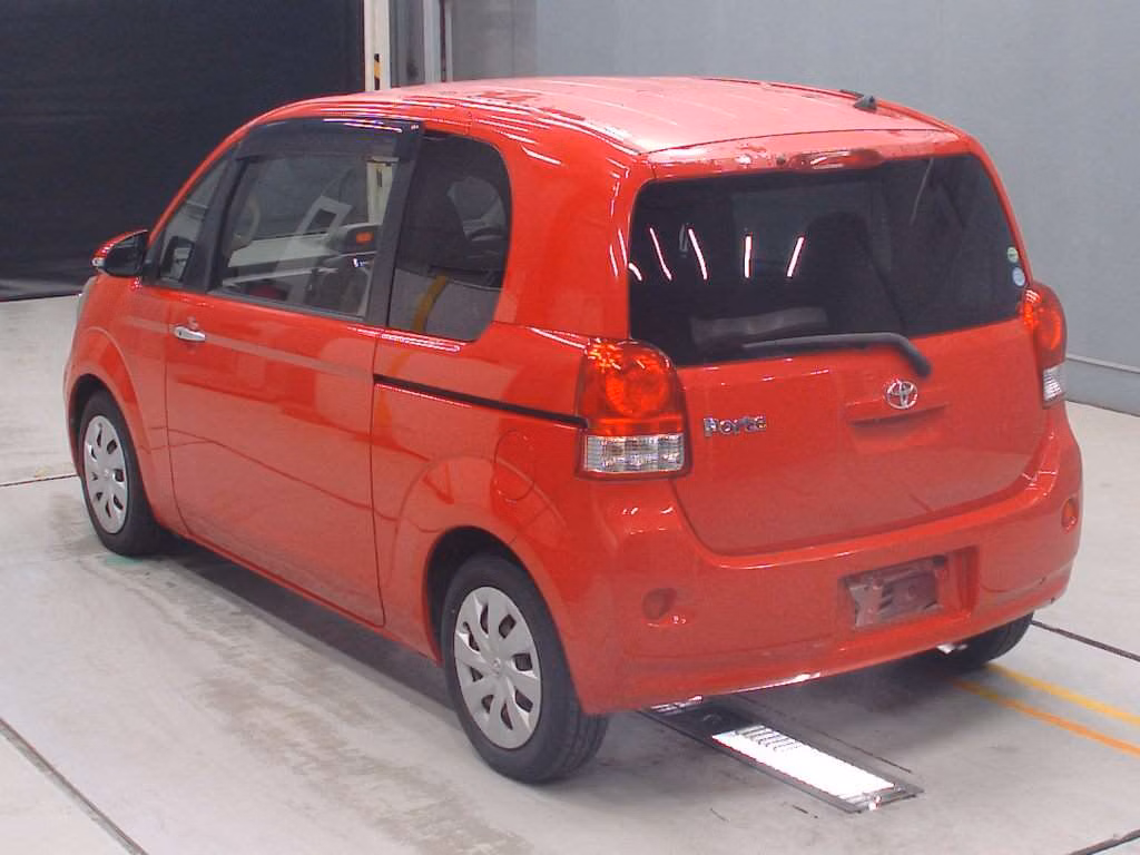 TOYOTA PORTE