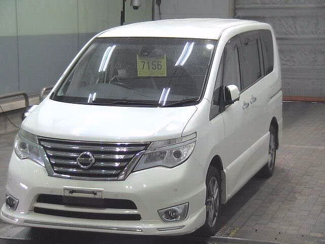NISSAN SERENA