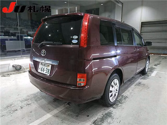 TOYOTA ISIS