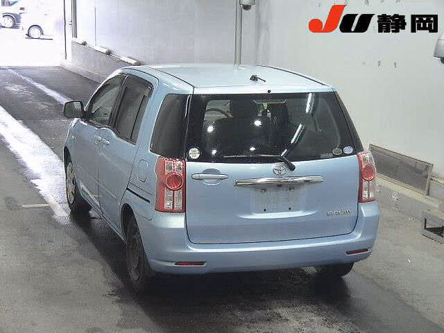 TOYOTA RAUM
