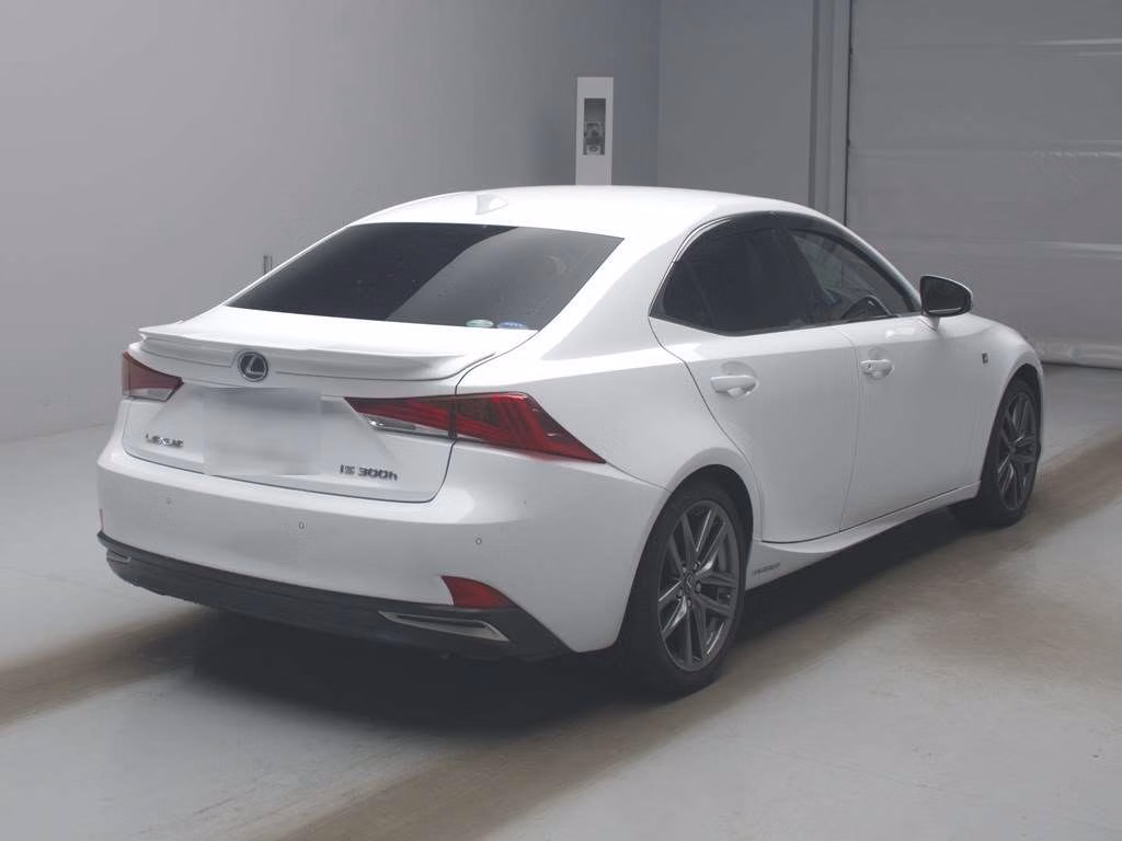 LEXUS IS300H