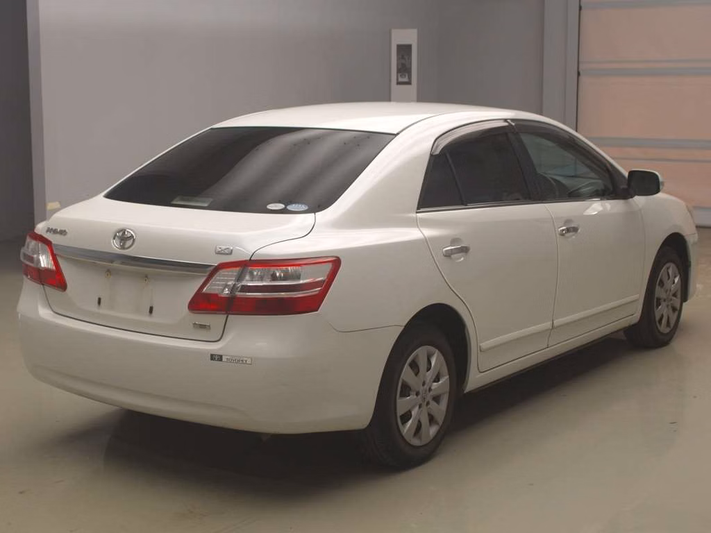 TOYOTA PREMIO