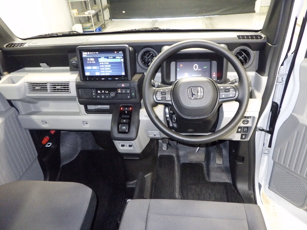 HONDA N-VAN