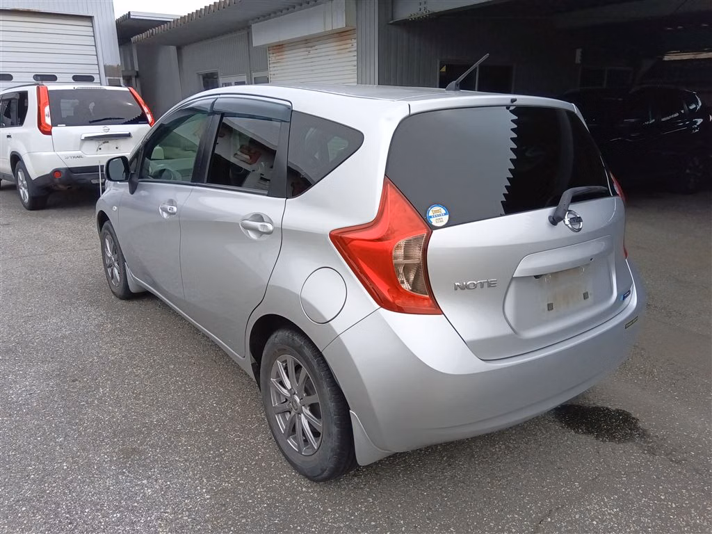 NISSAN NOTE