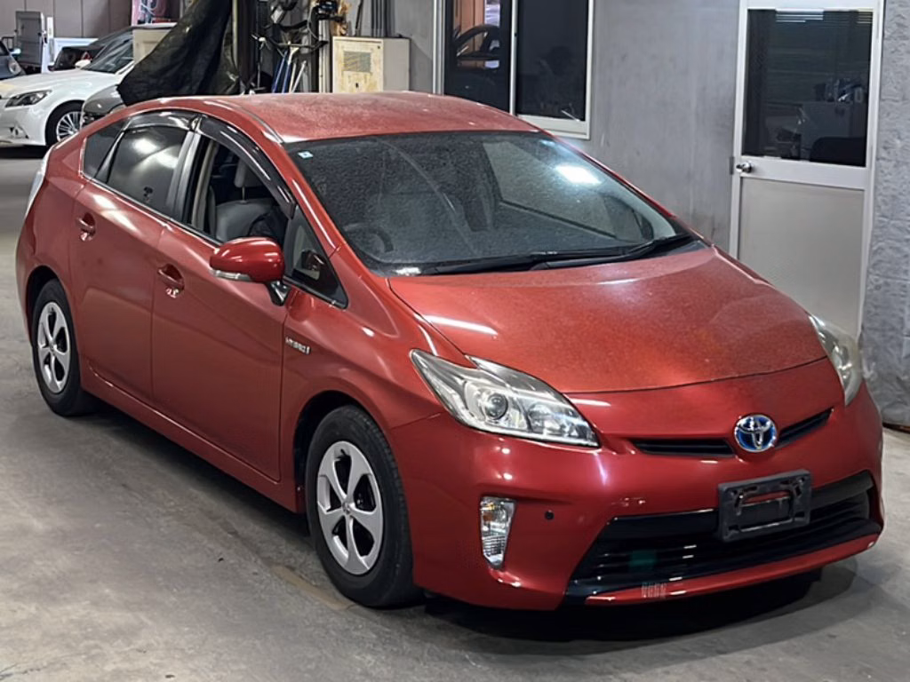 TOYOTA PRIUS