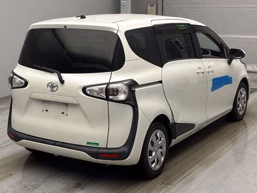 TOYOTA SIENTA