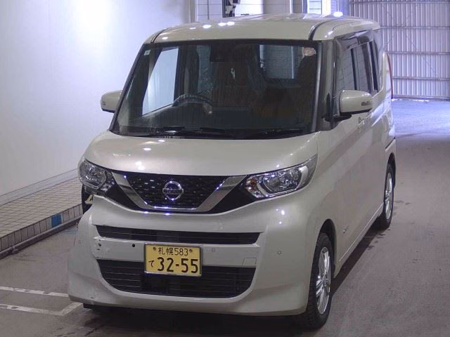 NISSAN ROOX