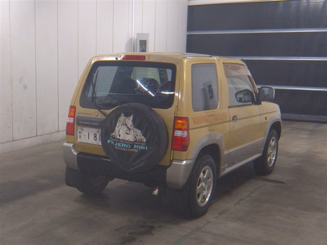 MITSUBISHI PAJERO MINI