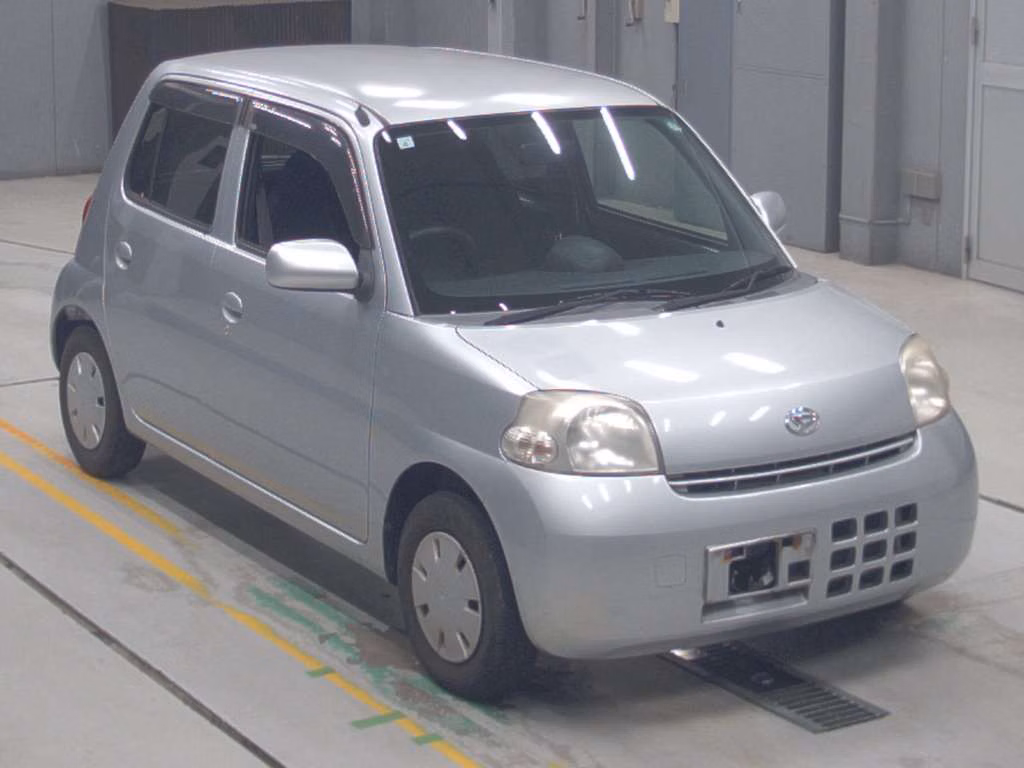 DAIHATSU ESSE