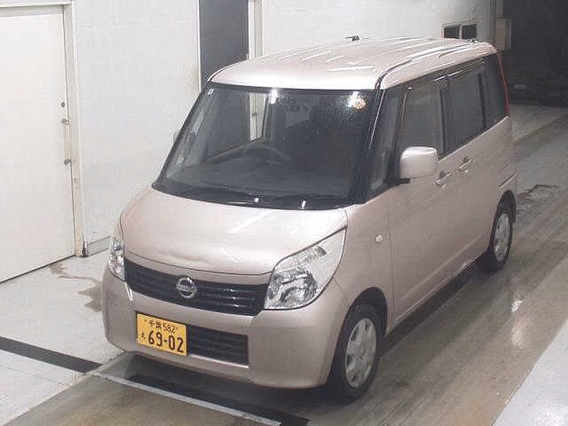 NISSAN ROOX