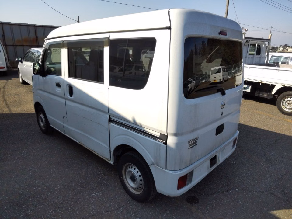 NISSAN NV100 CLIPPER