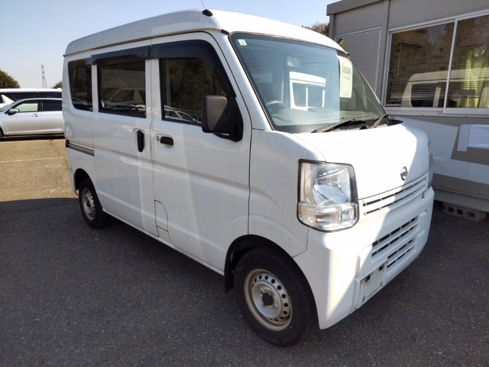 NISSAN NV100 CLIPPER