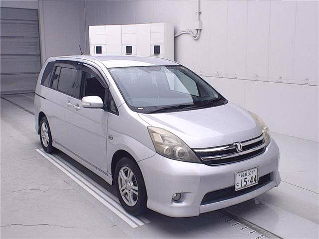 TOYOTA ISIS